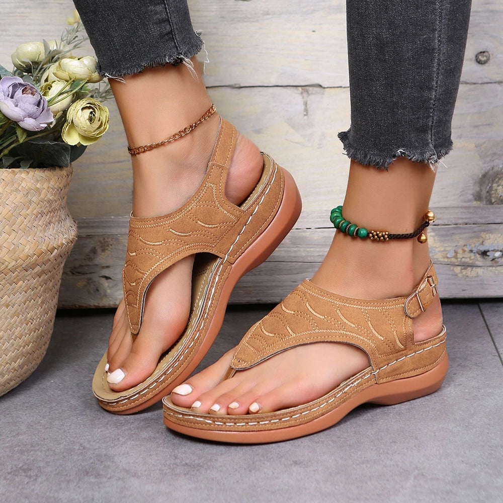 Blanche | Sandaler med justerbar rem – Enkelhet och vardagsstil