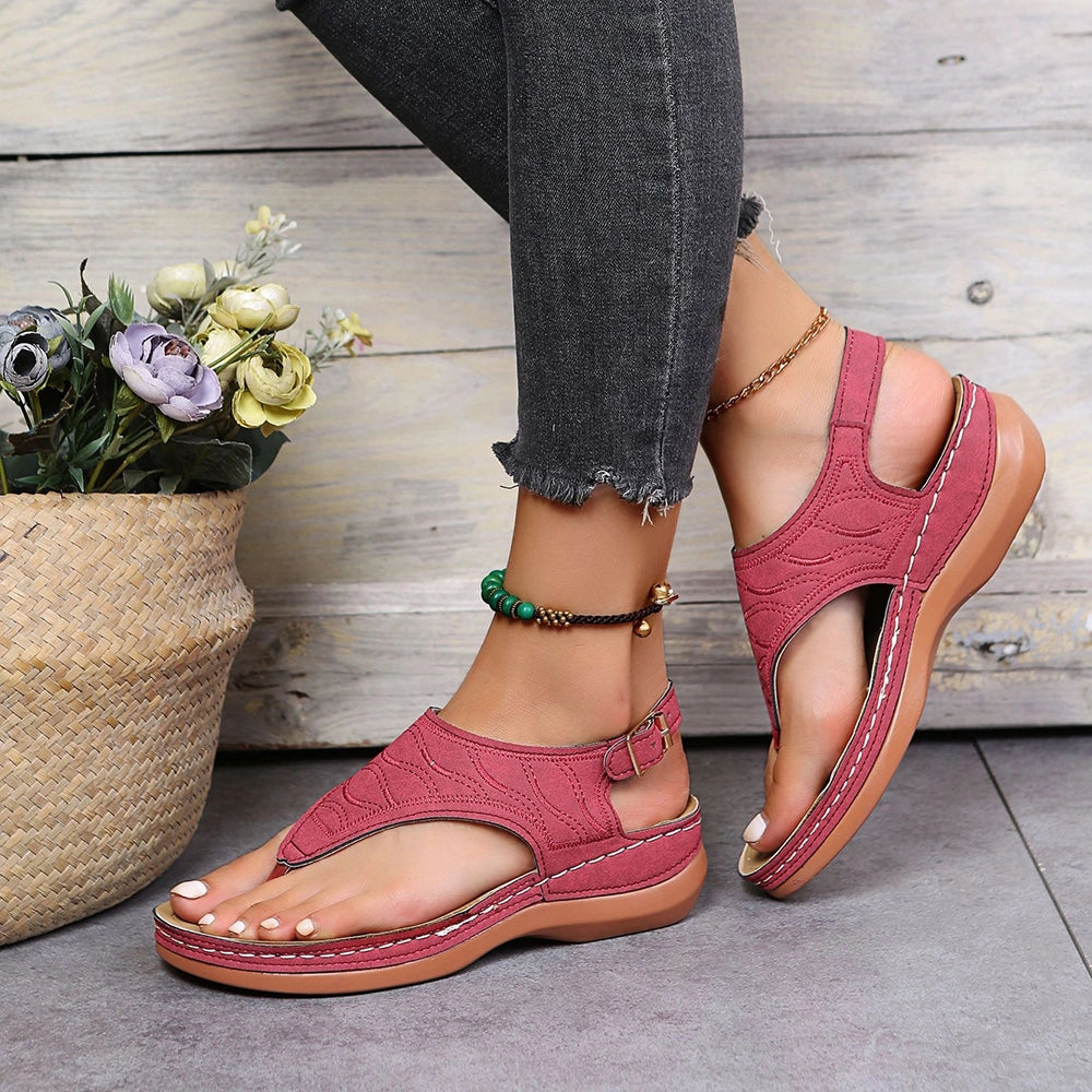 Blanche | Sandaler med justerbar rem – Enkelhet och vardagsstil