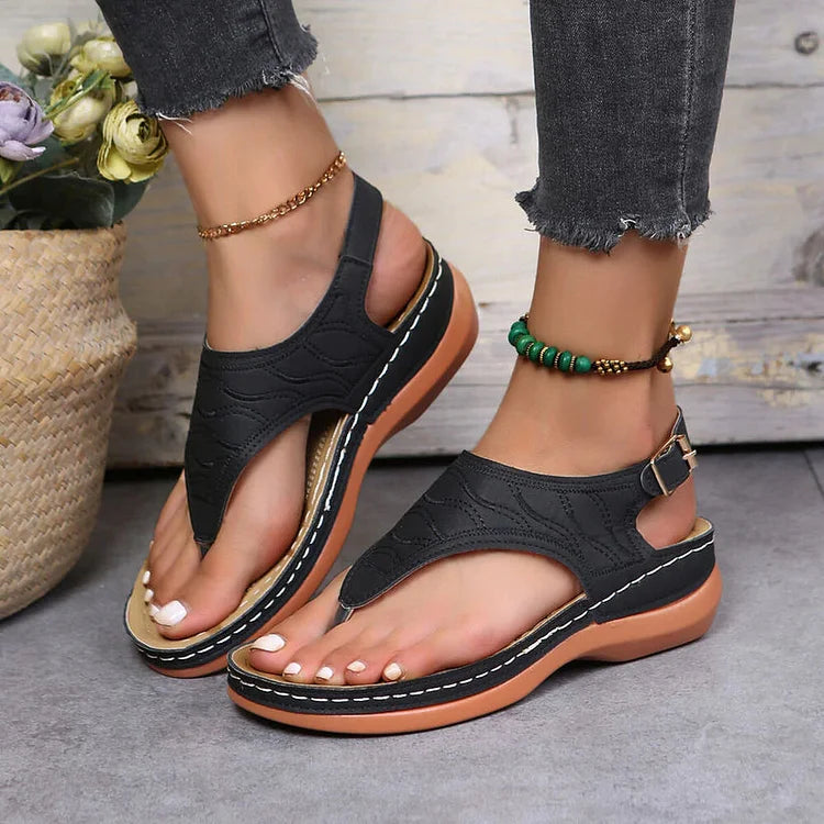 Blanche | Sandaler med justerbar rem – Enkelhet och vardagsstil