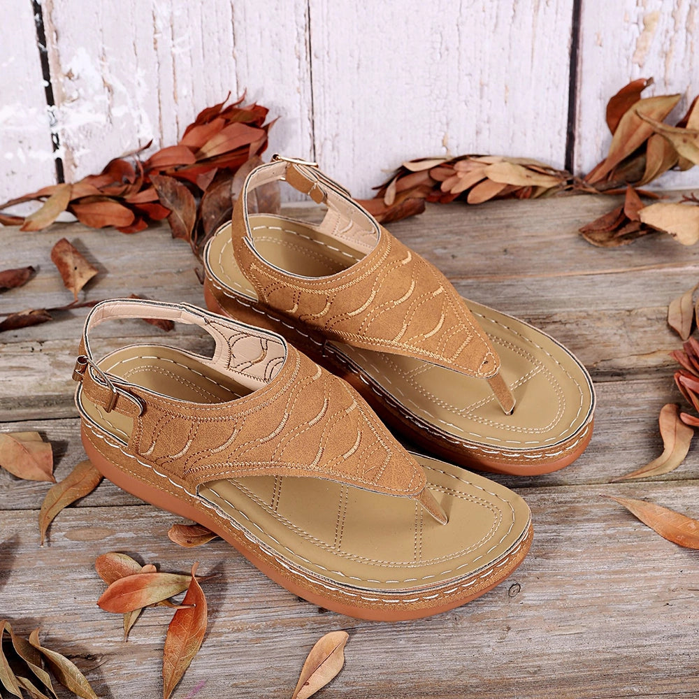 Blanche | Sandaler med justerbar rem – Enkelhet och vardagsstil