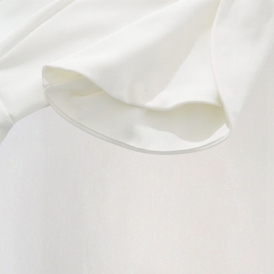 Dario | Elegáns Mini Ruha – Puffos Ujjakkal és Nőies Siluettel