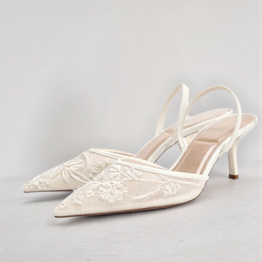 Anwar | Eleganckie Buty Na Obcasie – Delikatne Hafty I Pewne Podparcie 