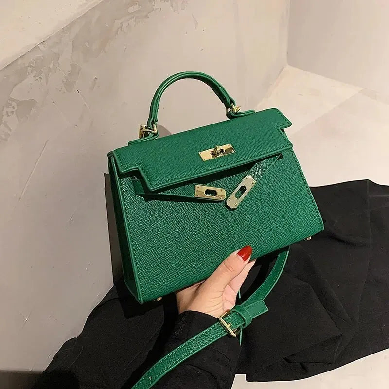 Eliza | Torba Na Ramię – Elegancka Prostota I Praktyczny Format 