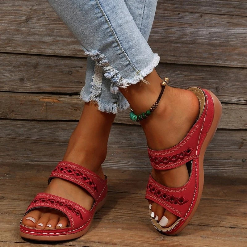 Renée | Sandaler med Två Remmar – Komfort och Daglig Stil 