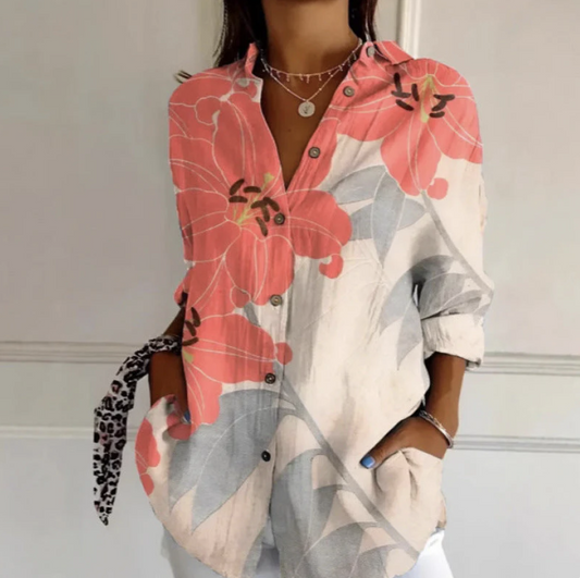 Camille|Lichte Blouse met Artistieke en Vloeiende Stijl 